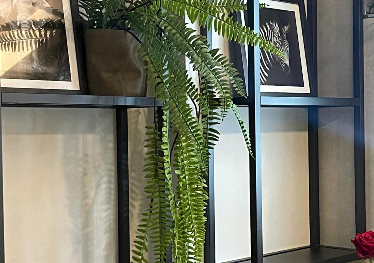 Stay At Smilla - Boutique Apartments Mit Kueche - Parken - Klima - Netflix - Waschmaschine Wiesbaden Eksteriør bilde