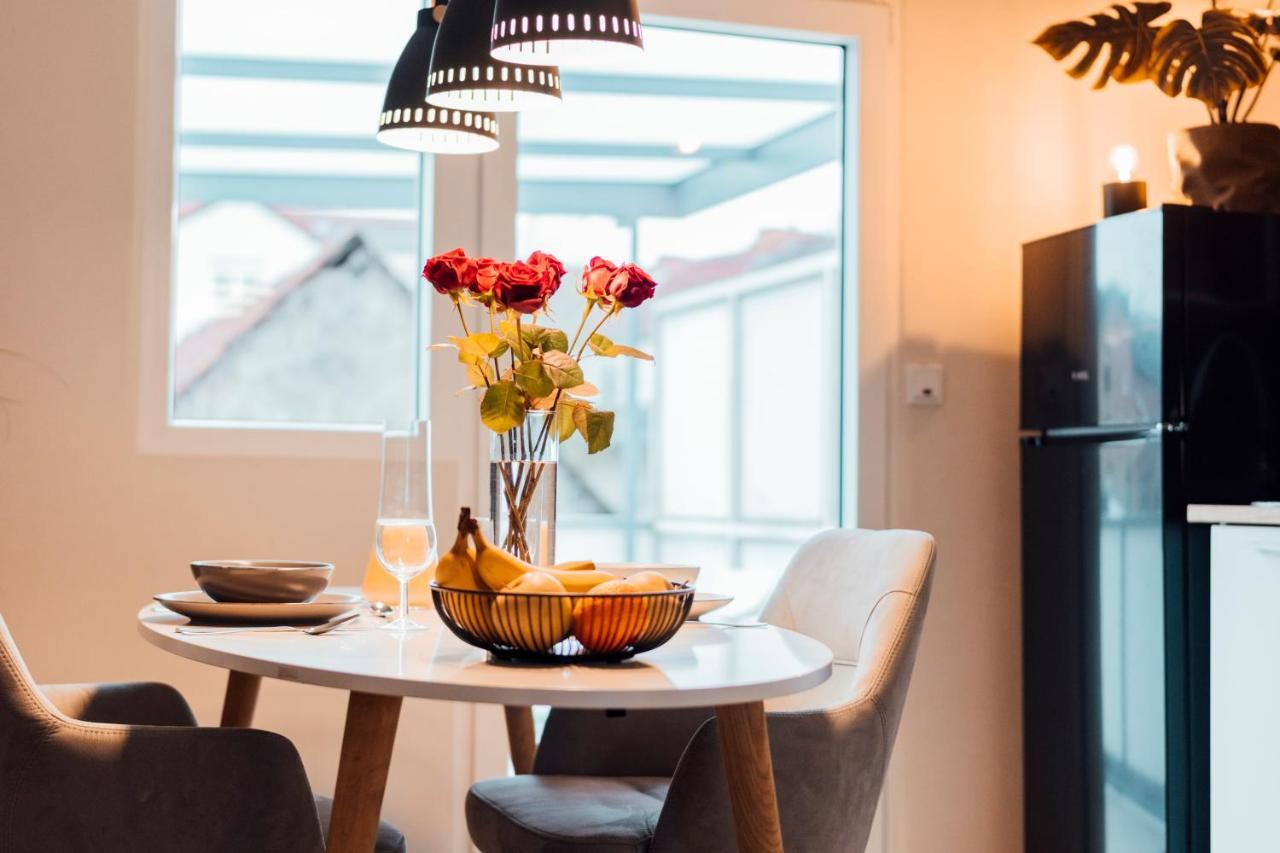Stay At Smilla - Boutique Apartments Mit Kueche - Parken - Klima - Netflix - Waschmaschine Wiesbaden Eksteriør bilde