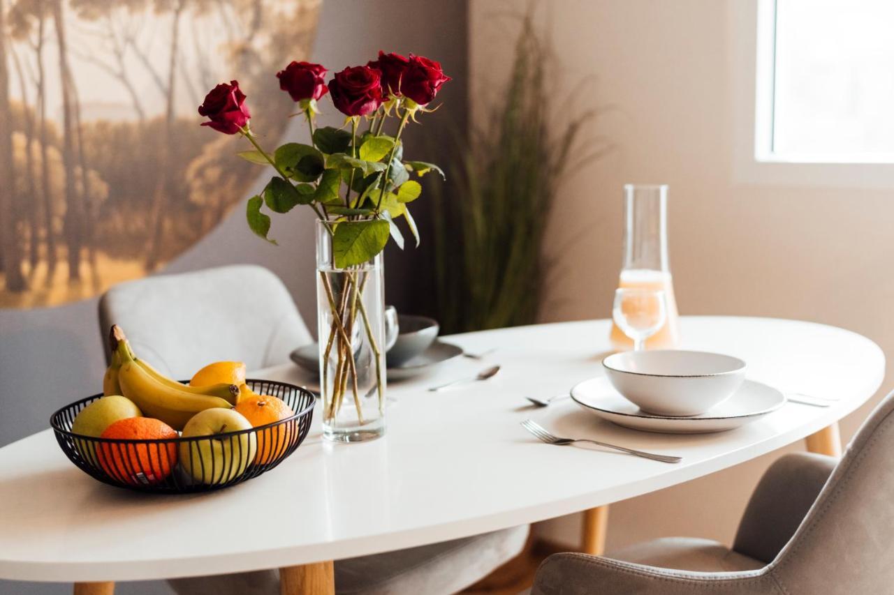 Stay At Smilla - Boutique Apartments Mit Kueche - Parken - Klima - Netflix - Waschmaschine Wiesbaden Eksteriør bilde