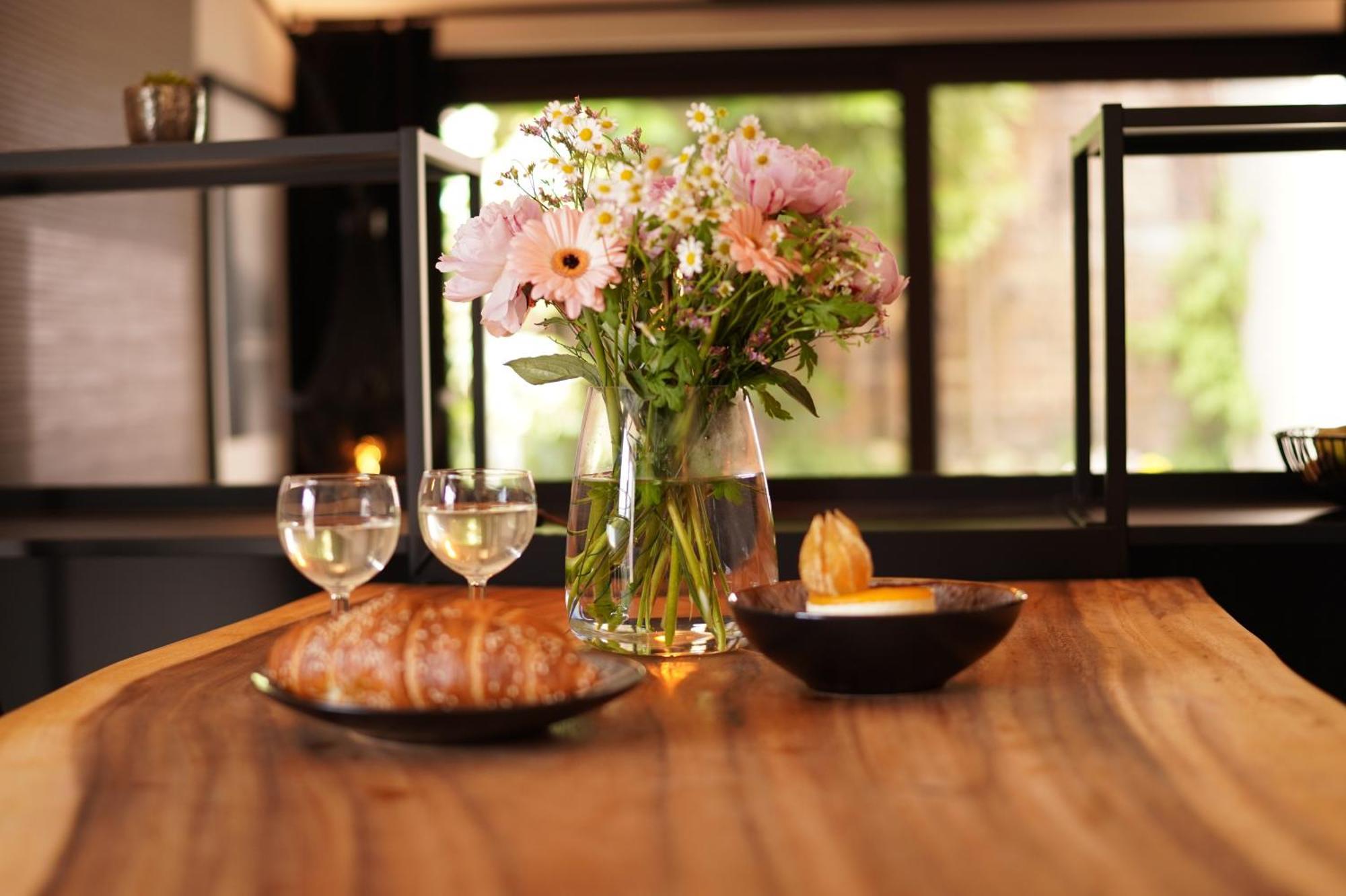 Stay At Smilla - Boutique Apartments Mit Kueche - Parken - Klima - Netflix - Waschmaschine Wiesbaden Eksteriør bilde
