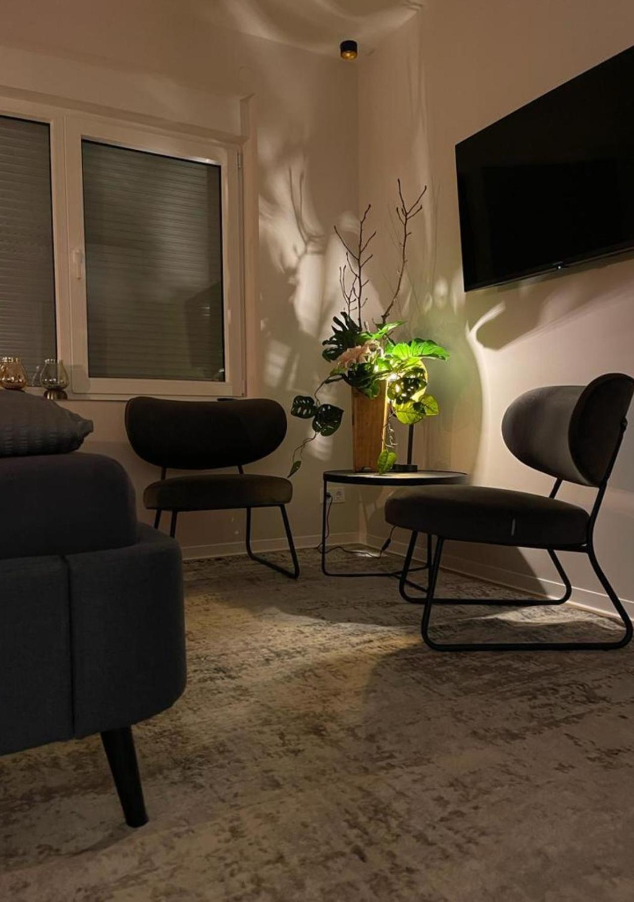Stay At Smilla - Boutique Apartments Mit Kueche - Parken - Klima - Netflix - Waschmaschine Wiesbaden Eksteriør bilde
